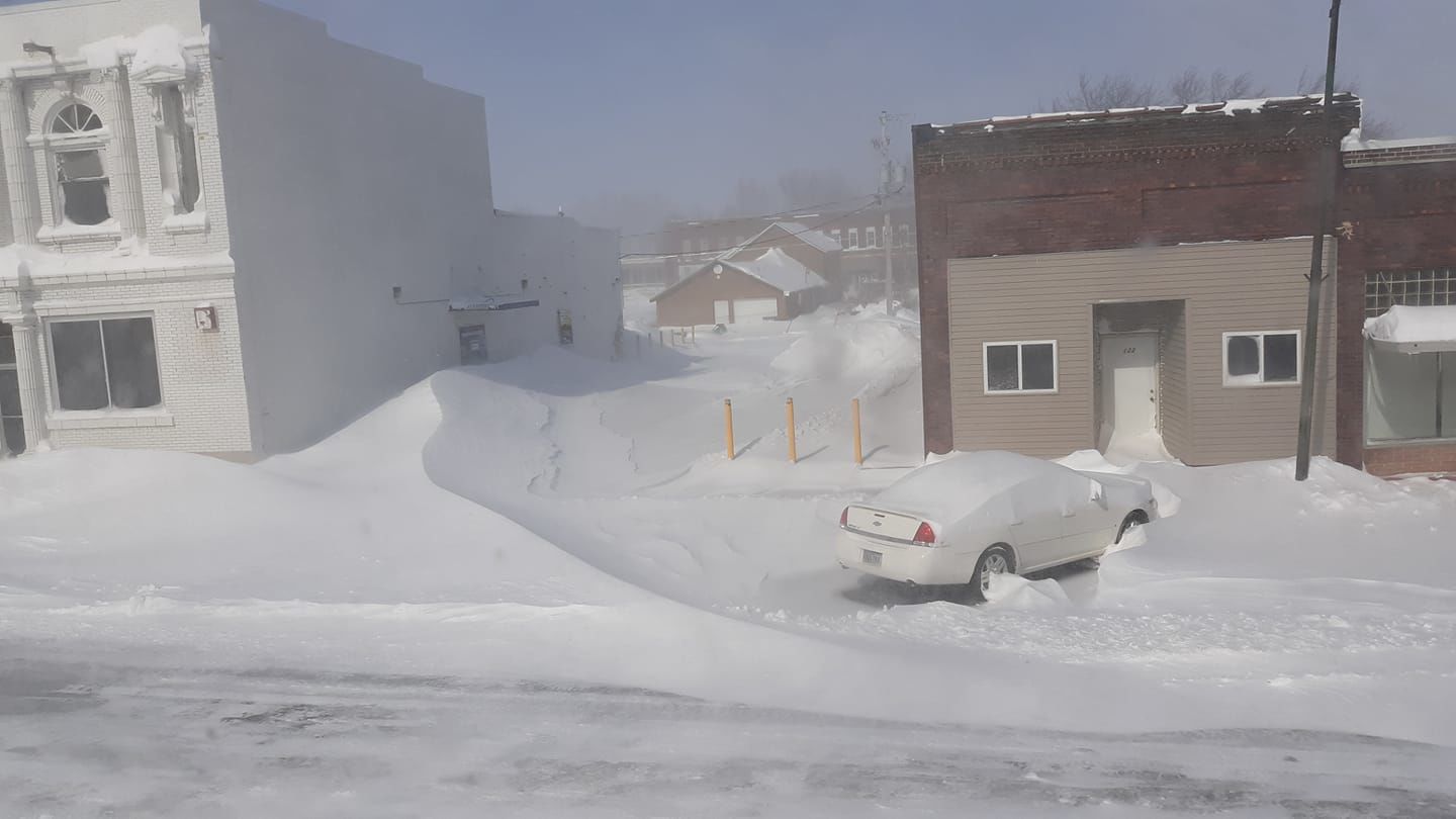 Snow drift